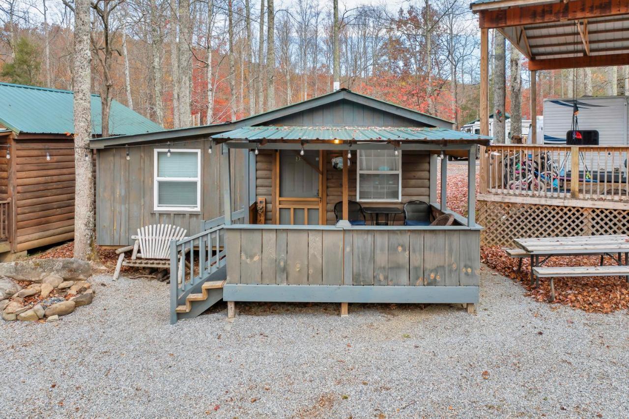 Arrow Creek Camp And Cabins Gatlinburg Exterior photo